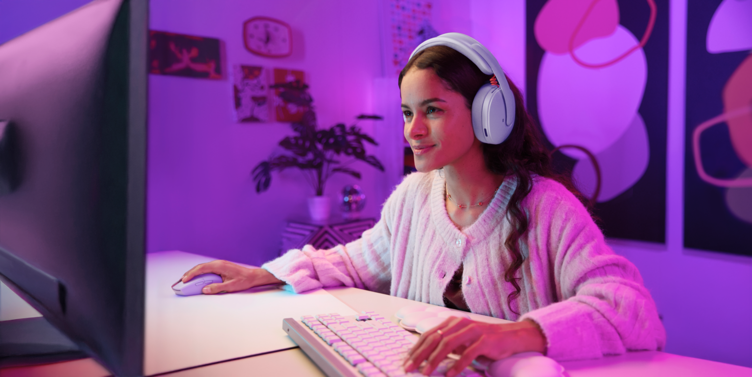 ¡Logitech G lo hizo de nuevo! Todo sobre los G325 LIGHTSPEED: 212 gramos de potencia, audio de 24 bits y conectividad total